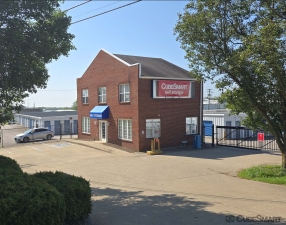 CubeSmart Self Storage - Industry Parkway - Photo 4