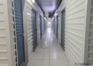 CubeSmart Self Storage - Industry Parkway - Photo 4
