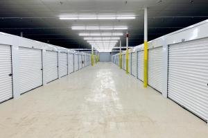 Storage of America - Gratiot - Photo 8