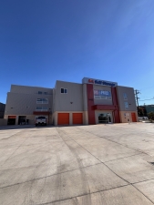 A-1 Self Storage - LA Medford - Photo 7