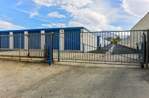 Storage Etc. - Sandy - Photo 11