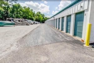 Oakbrook Storage - Photo 2