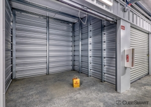 CubeSmart Self Storage - Palmetto FL - Photo 4