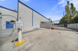 US Storage Centers - Costa Mesa - 2458 Newport Blvd - Photo 4