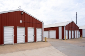 StorageMart - Blue Ridge - Photo 4