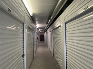 Storage King USA - 119 - Milton, FL - Parkmore Plaza - Photo 3