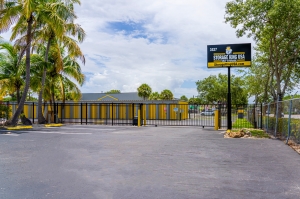 Storage King USA - 166 - Naples, FL. - 3527 Radio Road - Photo 10