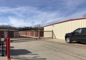 Storage King USA - 093 - Allen, TX - McCreary Road - Photo 2