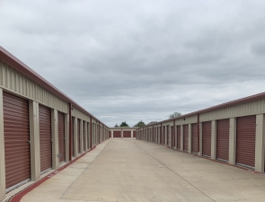 Storage King USA - 093 - Allen, TX - McCreary Road - Photo 4