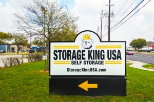 Storage King USA - 098 - Houston, TX - Hwy 6 North - Photo 6