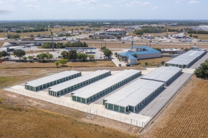 Storage King USA - 102 - Seguin, TX - 1842 I-10 - Photo 2