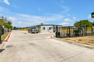 105 - Storage King USA - Lettau Ave - Photo 3