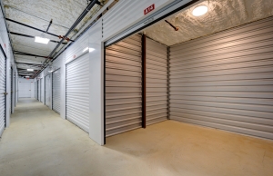 Storage King USA - 110 - League City, TX - State Hwy 3 - Photo 8