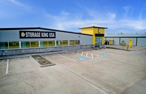 Storage King USA - 110 - League City, TX - State Hwy 3 - Photo 33