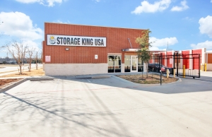 Storage King USA - 130 - Garland, TX - Hebron Drive - Photo 1