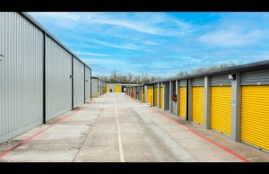 149 - Storage King USA - Garth Road - Photo 9