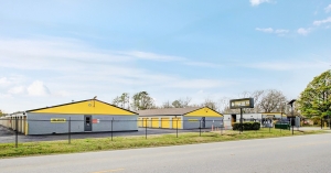 Storage King USA - 157 - Baytown ,TX. - Cedar Bayou