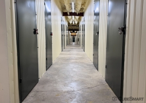 CubeSmart Self Storage - 1815 Green Mountain Dr - AR - Photo 6