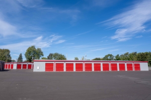 Devon Self Storage, LLC - Devon Self Storage - 9182 Fraser - Photo 5
