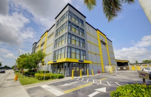 Storage King USA - 011 - Miami, FL - SW 137th Ave - Photo 4
