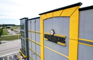 Storage King USA - 011 - Miami, FL - SW 137th Ave - Photo 15