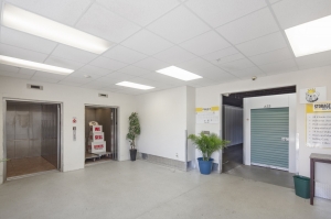 Storage King USA - 016 - Pensacola, FL - Fairfield Dr - Photo 3
