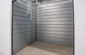 Storage King USA - 020 - Winter Haven, FL - Dundee Rd - Photo 2