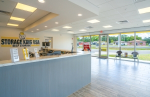 Storage King USA - 020 - Winter Haven, FL - Dundee Rd - Photo 19