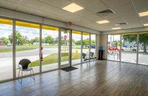 Storage King USA - 020 - Winter Haven, FL - Dundee Rd - Photo 20