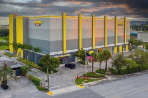 Storage King USA - 035 - Fort Lauderdale, FL - SE 6th Ave - Photo 11