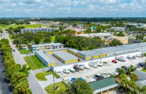 Storage King USA - 053 - Sarasota, FL - S. Tamiami Trl - Photo 3