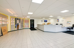 Storage King USA - 177 - Sarasota, FL - Cattlemen Rd - Photo 11