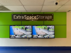 Extra Space Storage - 5001 - Montgomery - Troy Hwy - Photo 9