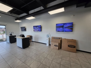 Extra Space Storage - 5030 - Garland - W Interstate 30 - Photo 7