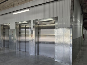 Extra Space Storage - 6486 - Winter Park - Aloma Ave - Photo 3