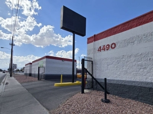 Extra Space Storage - 5007 - Las Vegas - E Lake Mead Blvd - Photo 2