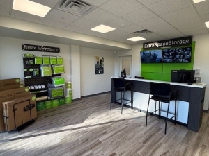 Extra Space Storage - 6300 - Rochelle Park - Midland St - Photo 6