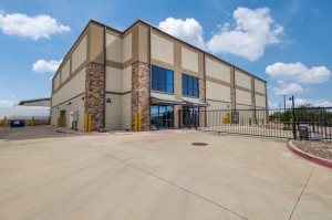 Extra Space Storage - 6972 - Justin - Hardeman Blvd - Photo 2