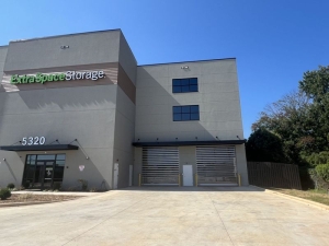 Extra Space Storage - 6557 - Charlotte - E Independence Blvd - Photo 6
