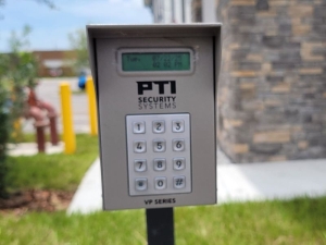 Extra Space Storage - 6988 - Riverview - County Road 672 - Photo 5