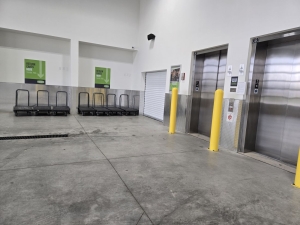 Extra Space Storage - 6974 - Madison - Seiferth Rd - Photo 4
