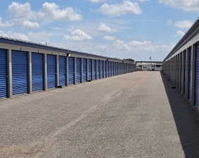 Extra Space Storage - 6970 - Edinburg - S McColl Rd - Photo 5