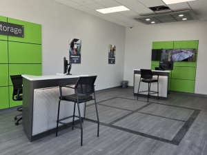 Extra Space Storage - 7871 - Tucson - S Commerce Ct - Photo 6