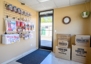 Storage King USA - 023 - Vinton, VA - E. Washington Ave