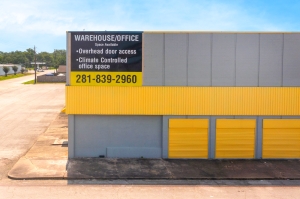 Storage King USA - 061 - Baytown, TX - S. Alexander - Photo 12