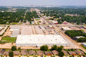 Storage King USA - 061 - Baytown, TX - S. Alexander - Photo 13