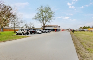 Storage King USA - 062 - Houston, TX - Jackrabbit Rd. - Photo 2