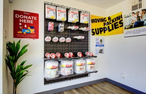 Storage King USA - 064 - Pasadena, TX - Spencer Hwy - Photo 4