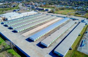 Storage King USA - 064 - Pasadena, TX - Spencer Hwy - Photo 13