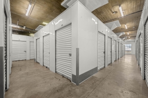 Central Storage - Photo 2